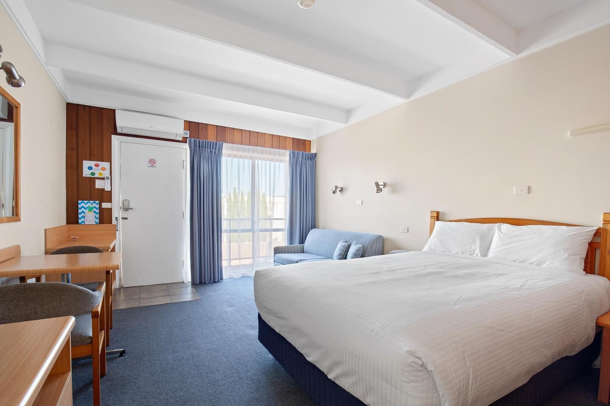 Banjo Paterson Motor Inn Lakes Entrance Extérieur photo