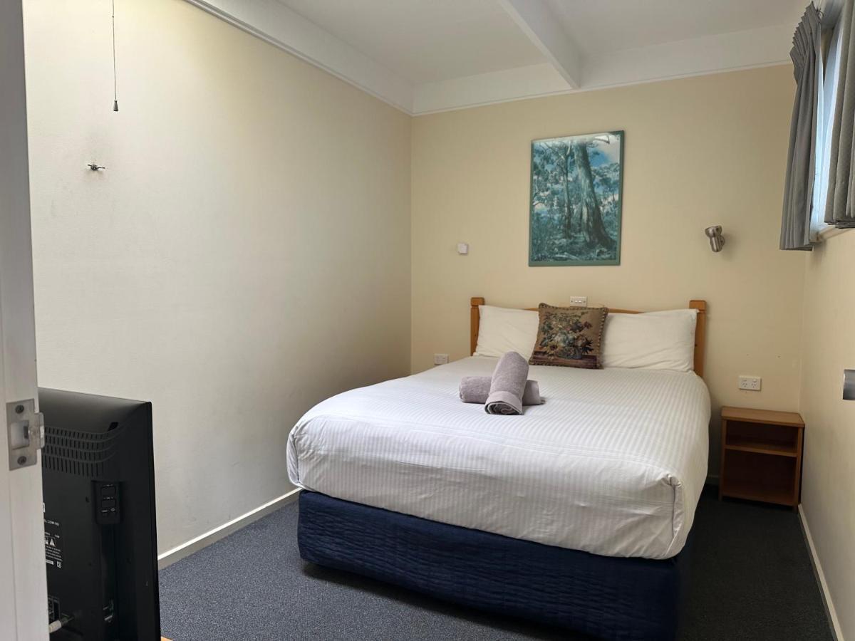 Banjo Paterson Motor Inn Lakes Entrance Extérieur photo