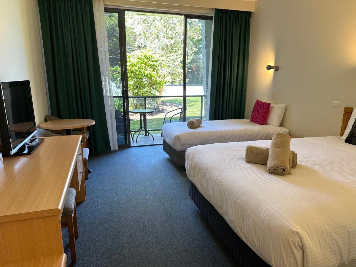Banjo Paterson Motor Inn Lakes Entrance Extérieur photo