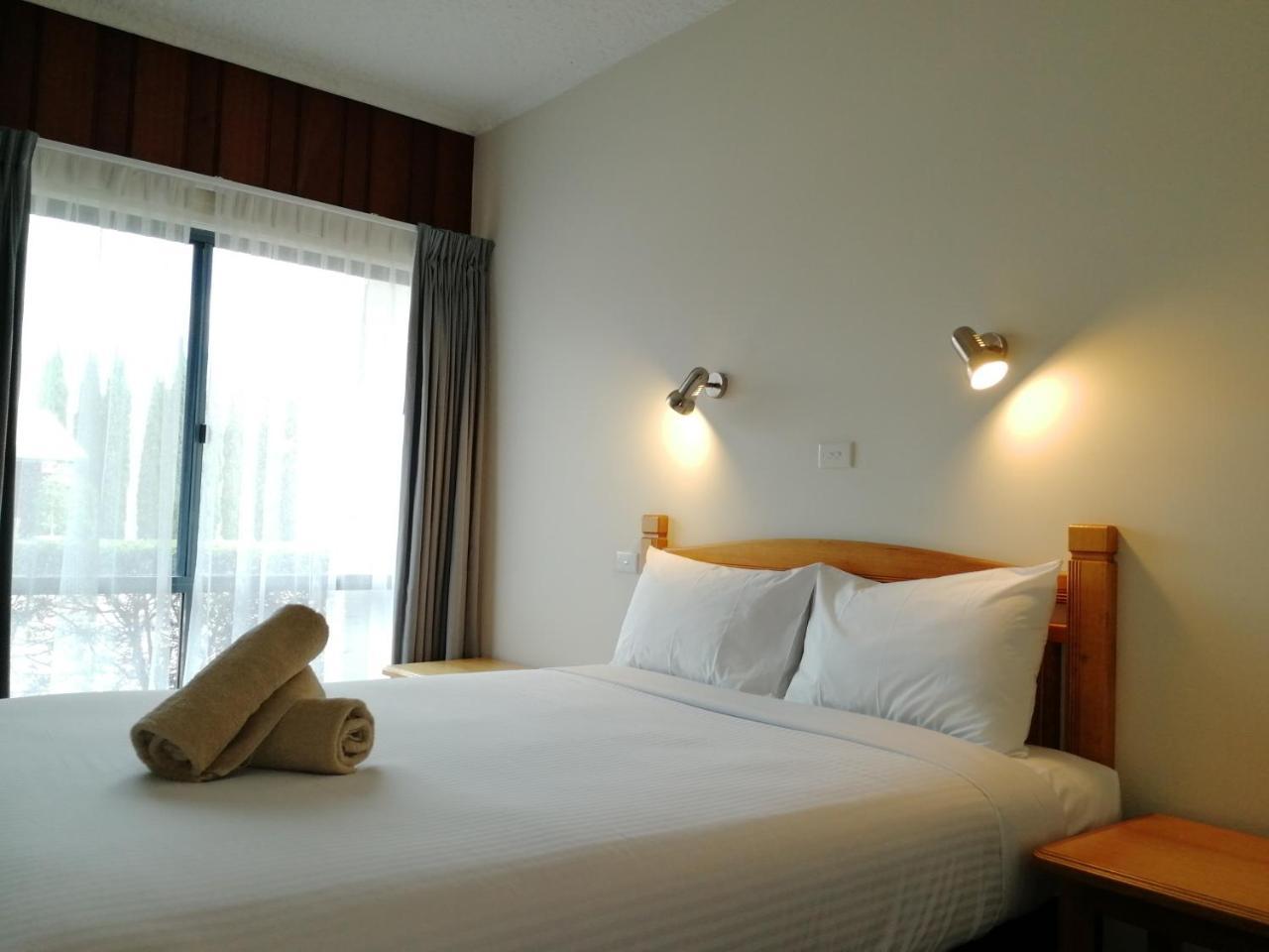 Banjo Paterson Motor Inn Lakes Entrance Extérieur photo